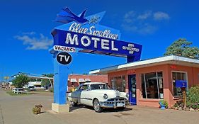 Blue Swallow Motel
